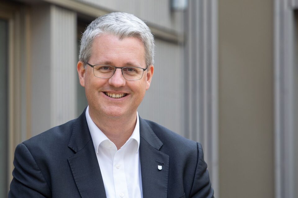 Portraitfoto Oberbürgermeister Patrick Burghardt